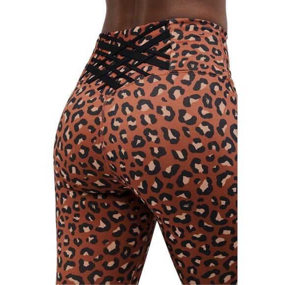 Fabletics Boost PowerHold® Leopard Mocha Meru High-Waisted 7/8 Legging XL | NWT - Picture 5 of 10